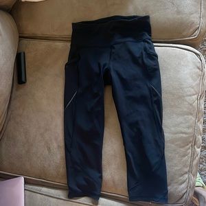 Mesh detail cropped Lululemon leggings
